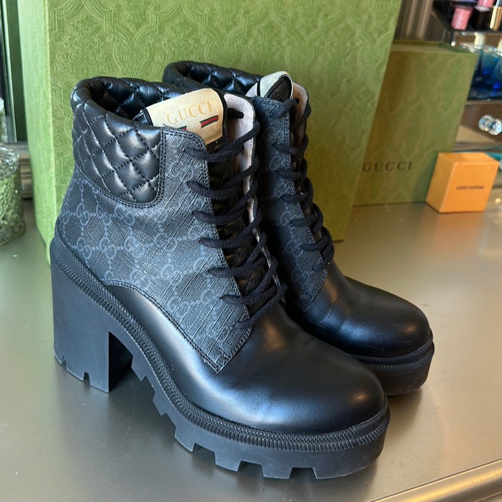 Gucci GG Platform Boots - 39